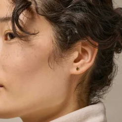 Enamel E373GM Heart Studs Guld