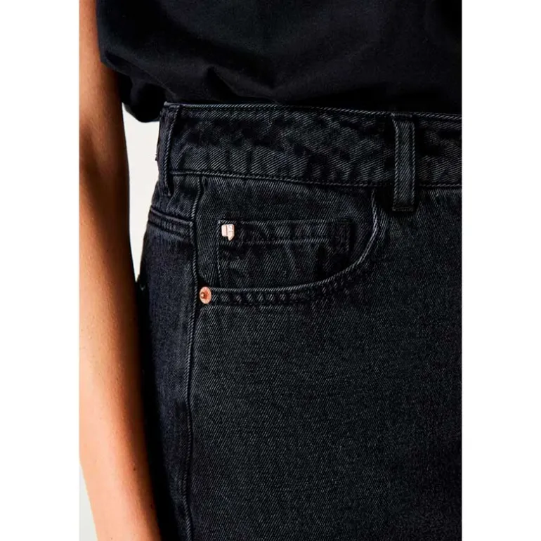 Garcia T40320 Ladies Skirt Dark Used