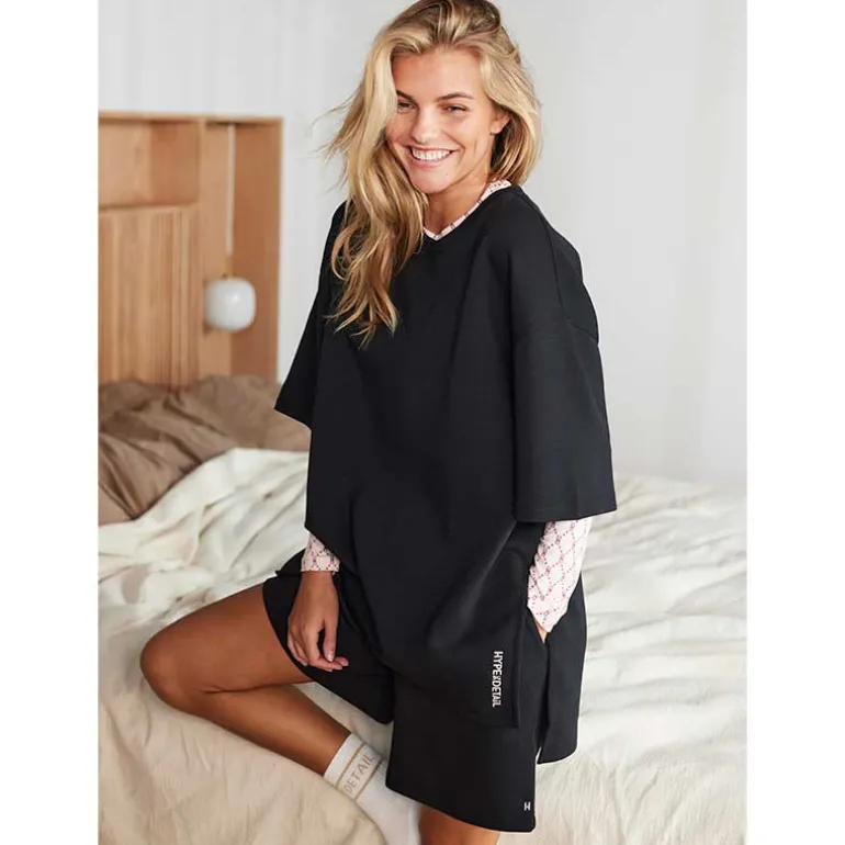 Hype The Detail 555-2-9 Oversized Sweat Black