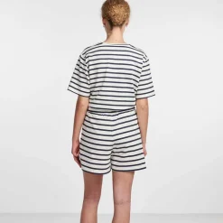 Pieces PCBibbi HW Shorts D2D PB Off White