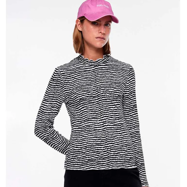 Pieces PCSesh LS T-Neck Top BC Sort